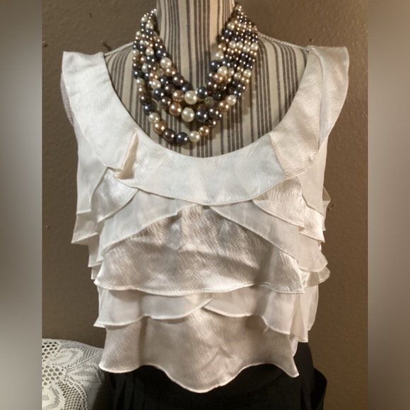 CREAM RUFFLES SLEEVELESS SILK BLOUSE SIZE XL - Picture 6 of 12